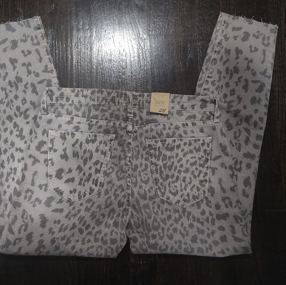 Current Elliott Animal Print Stiletto Jeans - Picture 2 of 6